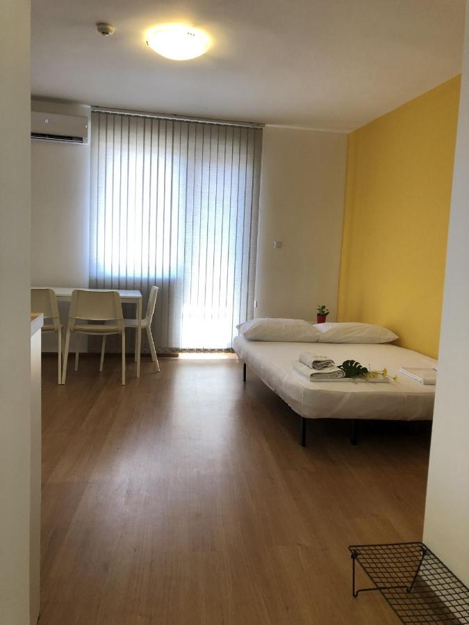 Aparthotel Elly Pomorie Eksteriør bilde